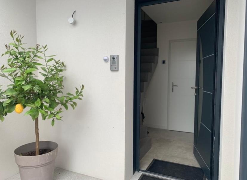 Maison Terrasse Proche Centre Ville Et Ile De Re La Rochelle  Ngoại thất bức ảnh